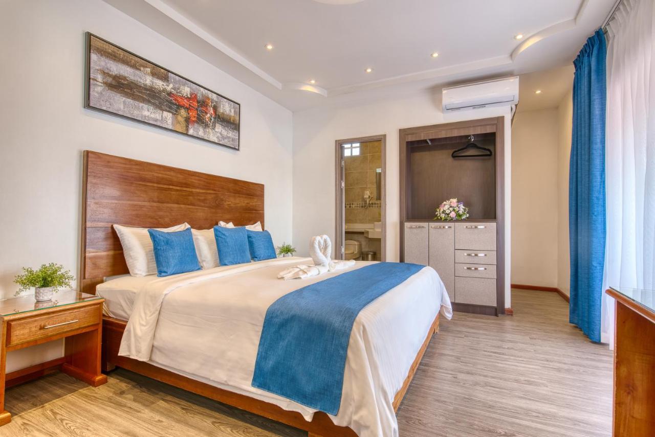 Swans Cay Hotel بوكاس تاون المظهر الخارجي الصورة