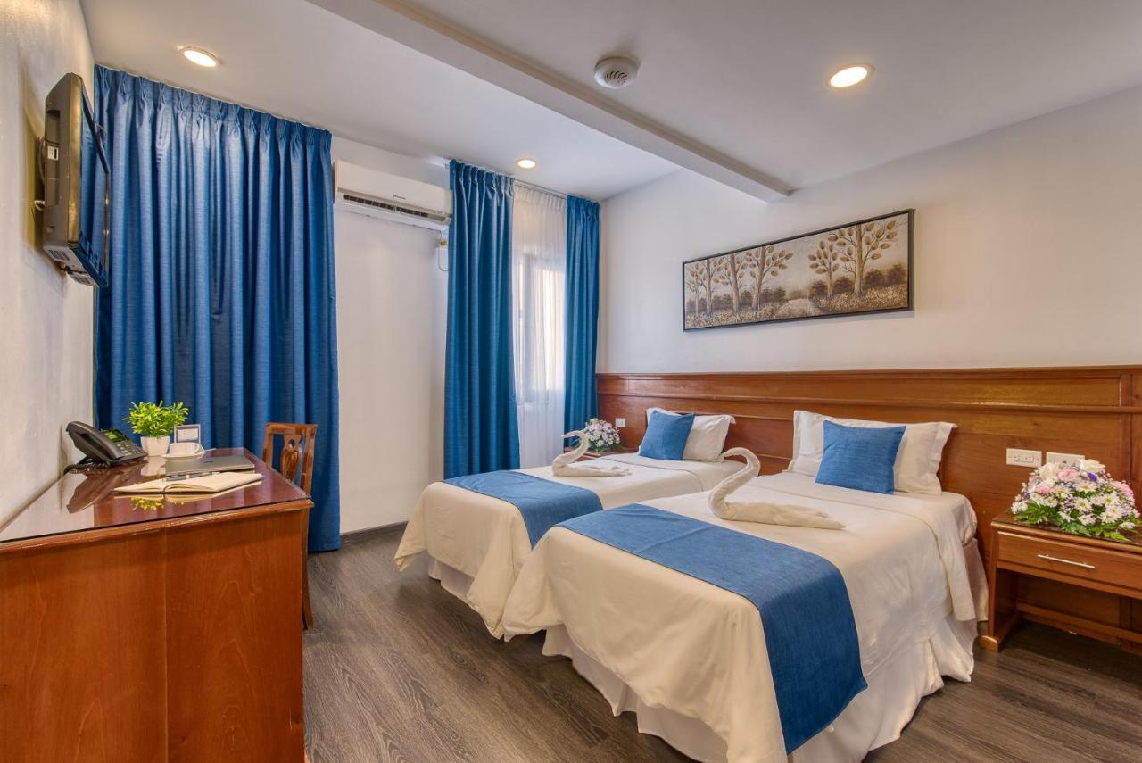 Swans Cay Hotel بوكاس تاون المظهر الخارجي الصورة