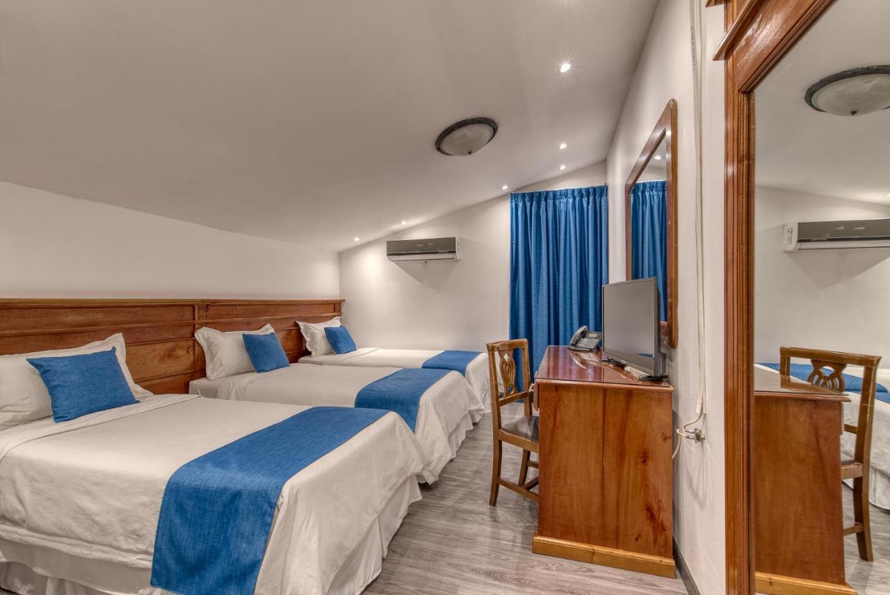 Swans Cay Hotel بوكاس تاون المظهر الخارجي الصورة