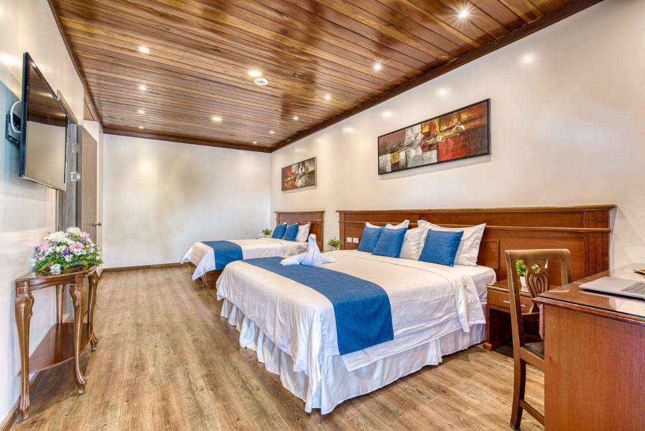 Swans Cay Hotel بوكاس تاون المظهر الخارجي الصورة