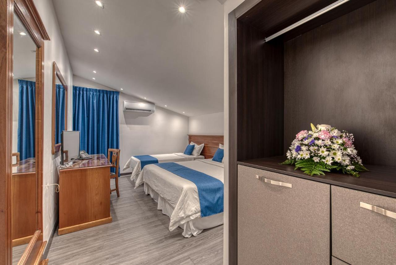 Swans Cay Hotel بوكاس تاون المظهر الخارجي الصورة