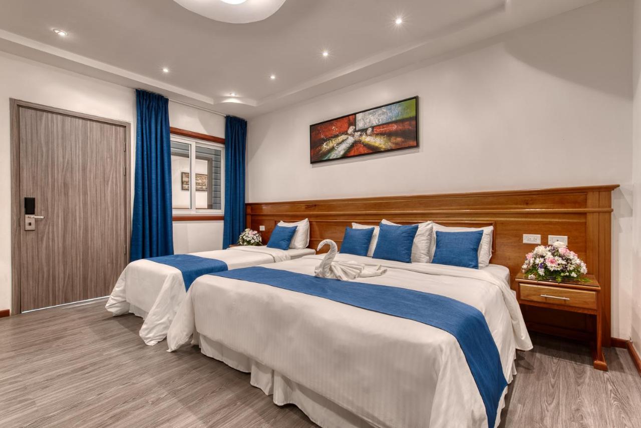 Swans Cay Hotel بوكاس تاون المظهر الخارجي الصورة