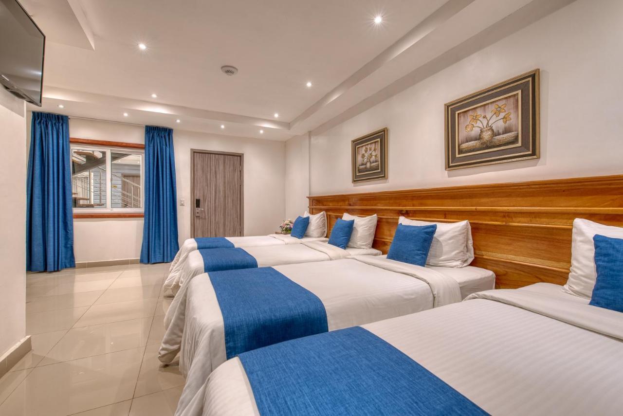 Swans Cay Hotel بوكاس تاون المظهر الخارجي الصورة