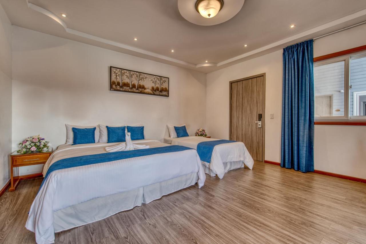 Swans Cay Hotel بوكاس تاون المظهر الخارجي الصورة